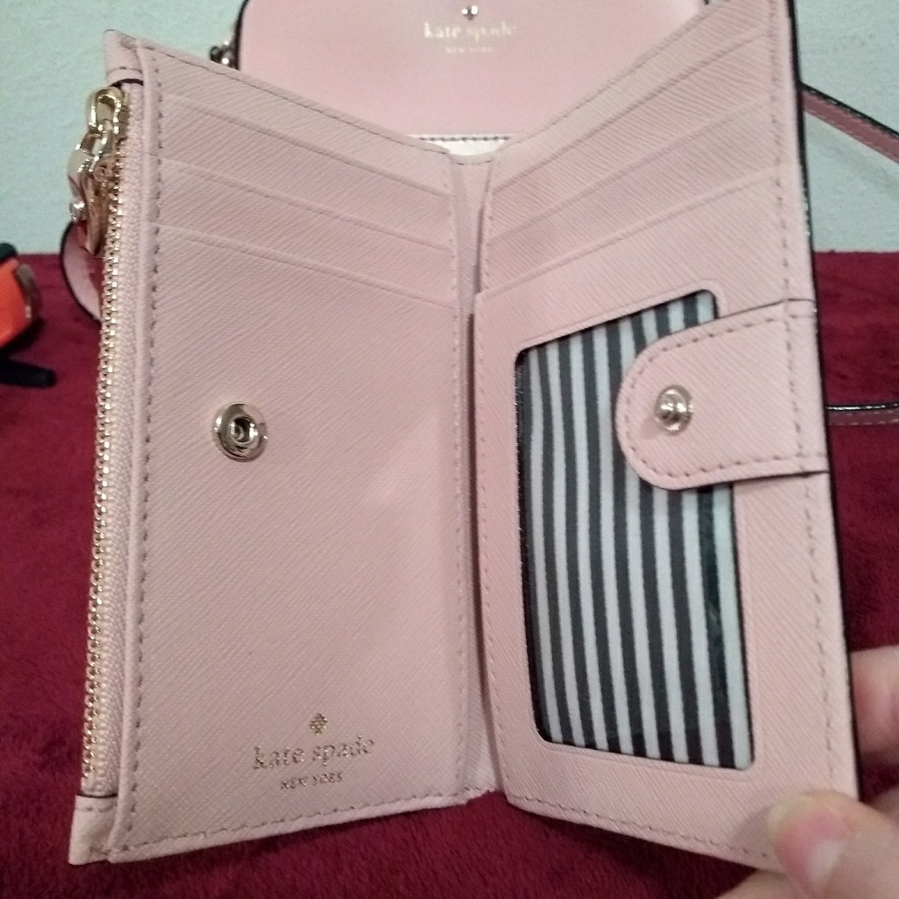 Kate Spade Ivy St. Clover Crossbody & Wallet - Picture 5 of 8